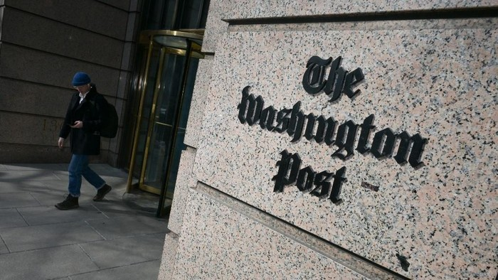 The Washington Post PHK Ratusan Jurnalis: Restrukturisasi “Menyakitkan” di Tengah Krisis Media