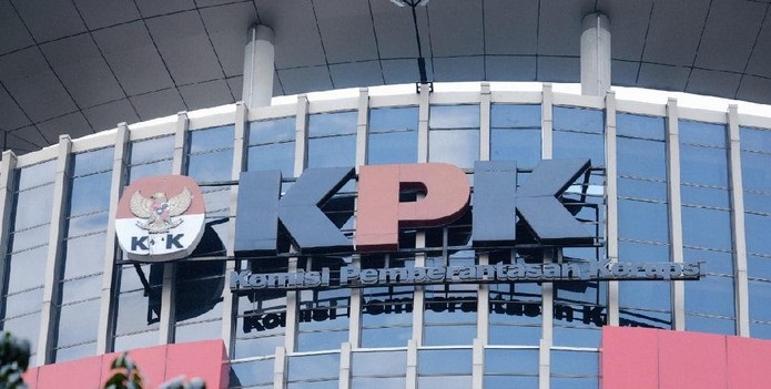 KPK Geledah Rumah Pengusaha Heri Black di Semarang Terkait Korupsi Importasi Bea Cukai